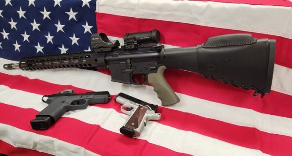 AR15 A1/A2 stock cover with cheek riser